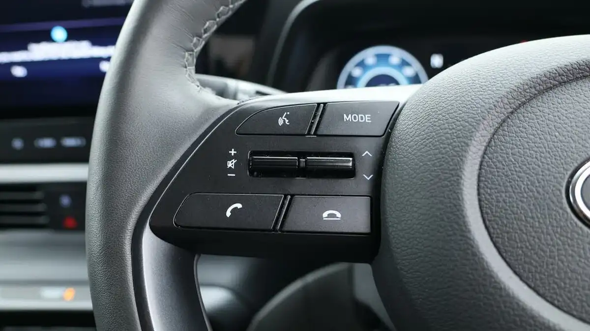 2023-hyundai-bayon-10-t-gdi-ultimate-100ps-big-23