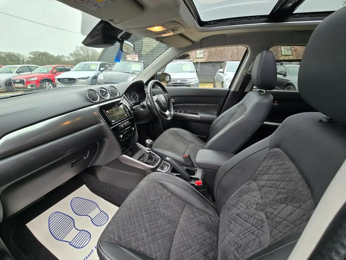 2020-suzuki-vitara-14-boosterjet-sz5-129ps-mild-hybrid-big-9
