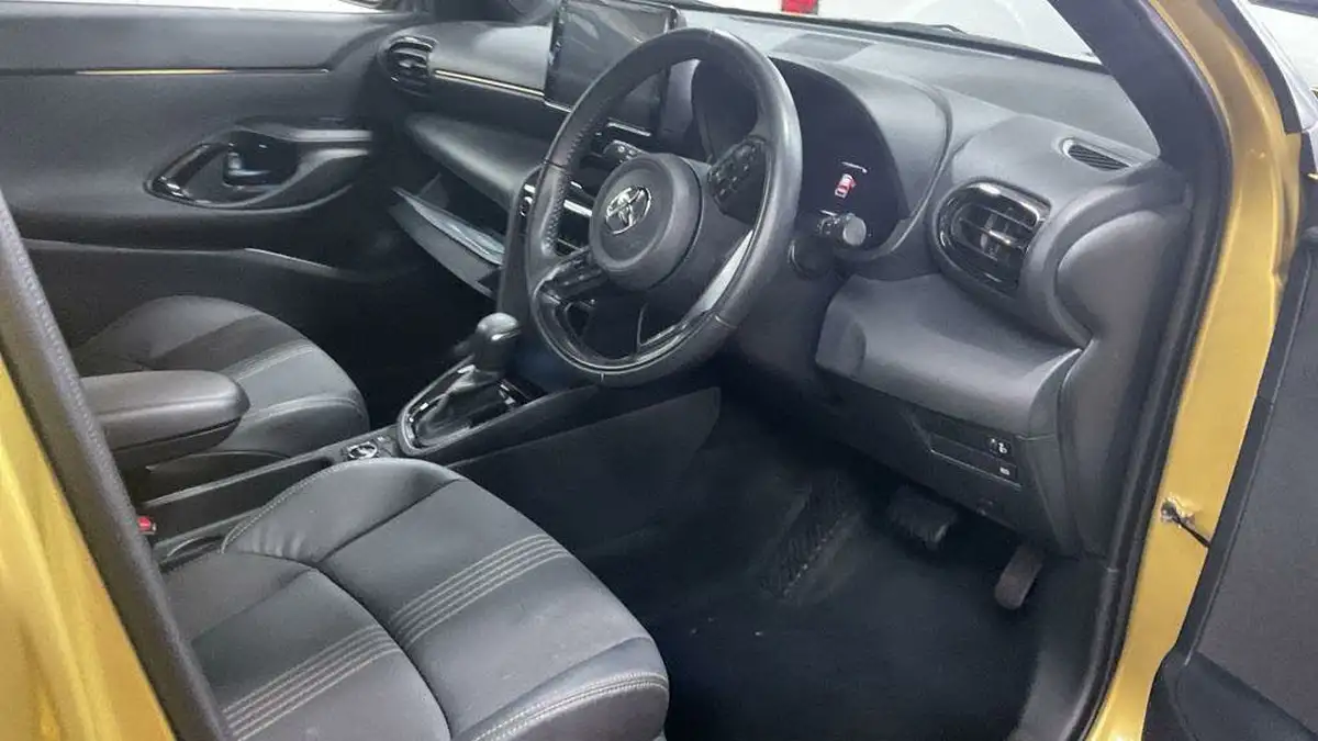 2022-toyota-yaris-cross-15-vvt-i-dynamic-awd-i-big-5