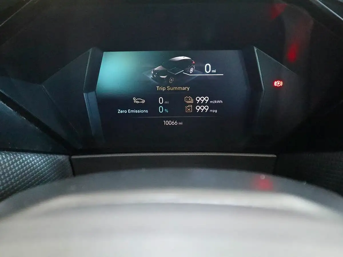2022-ds-ds-4-e-tense-trocadero-big-21