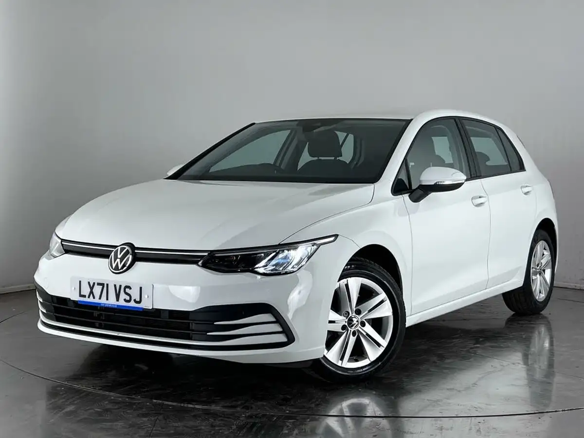 2021-volkswagen-golf-15-tsi-life-150ps-hatchback-big-37