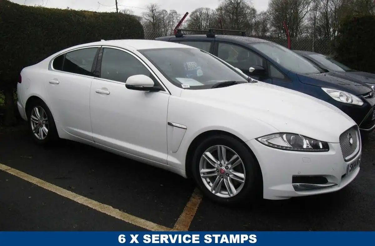 2014-jaguar-xf-22td-luxury-163ps-saloon-4d-big-0