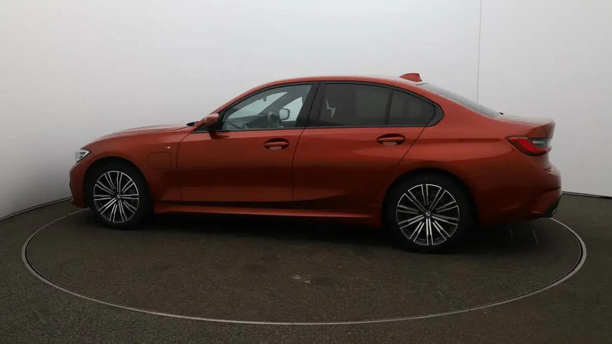 2020-bmw-3-series-20-330e-m-sport-tech-pack-saloon-4d-big-57