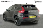 2020-volvo-xc40-15-t3-r-design-geartronic-small-2