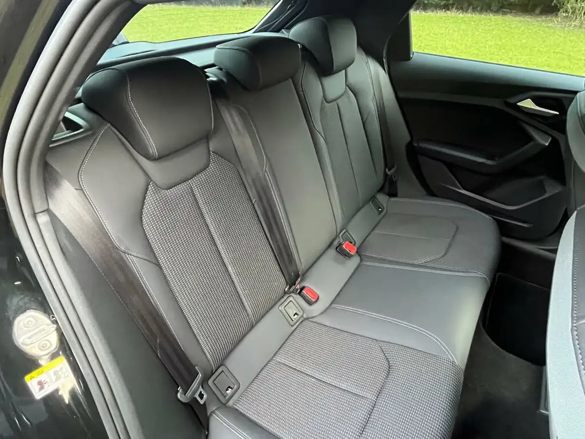 2022-audi-a1-10-25-tfsi-s-line-big-27