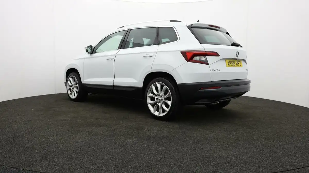 2018-skoda-karoq-20tdi-edition-big-72
