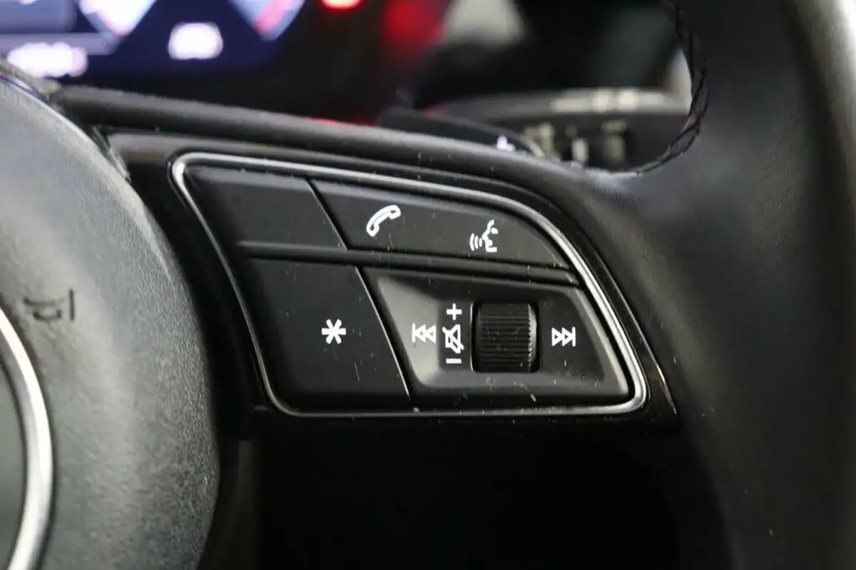 2023-audi-a3-10-30-tfsi-technik-s-tronic-big-14