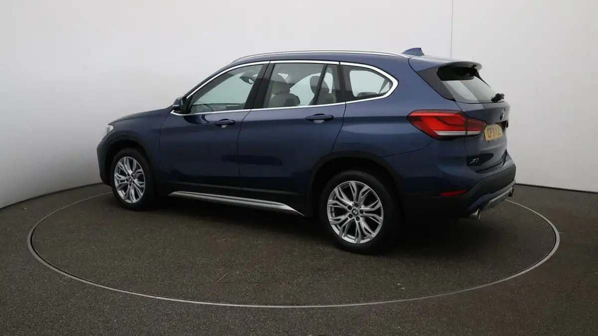 2022-bmw-x1-20td-sdrive18d-xline-sport-auto-big-29