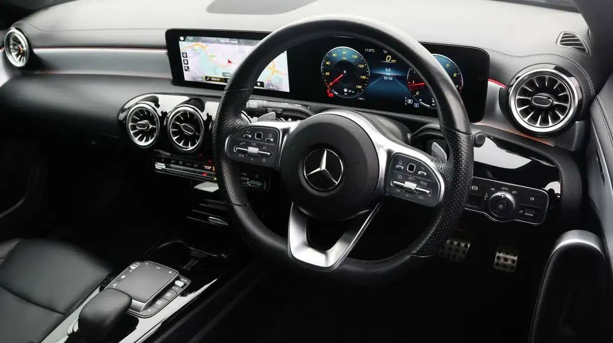 2022-mercedes-benz-cla-13-cla-200-amg-line-premium-shooting-brake-5d-big-8