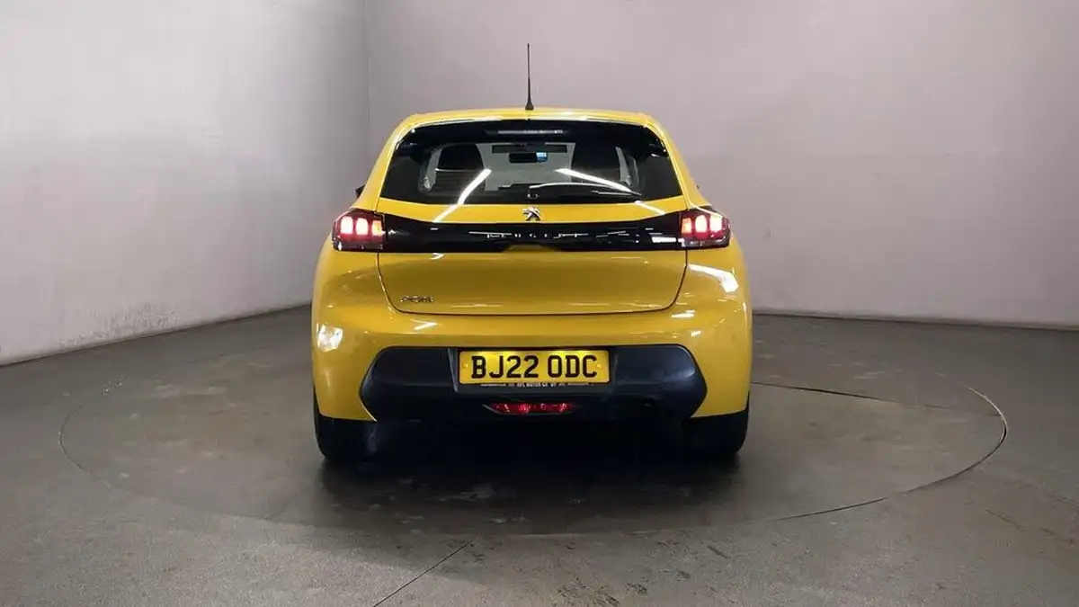 2022-peugeot-208-12-puretech-active-premium-75bhp-big-6