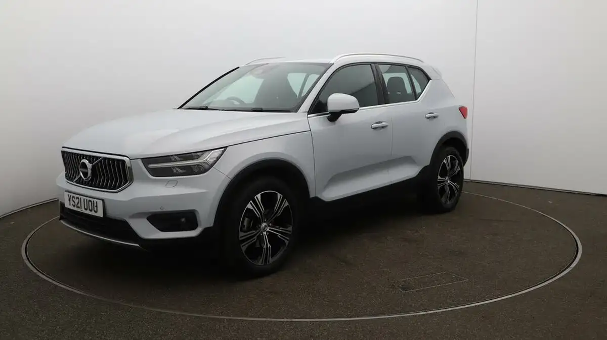 2021-volvo-xc40-15-t3-inscription-pro-161bhp-auto-big-3