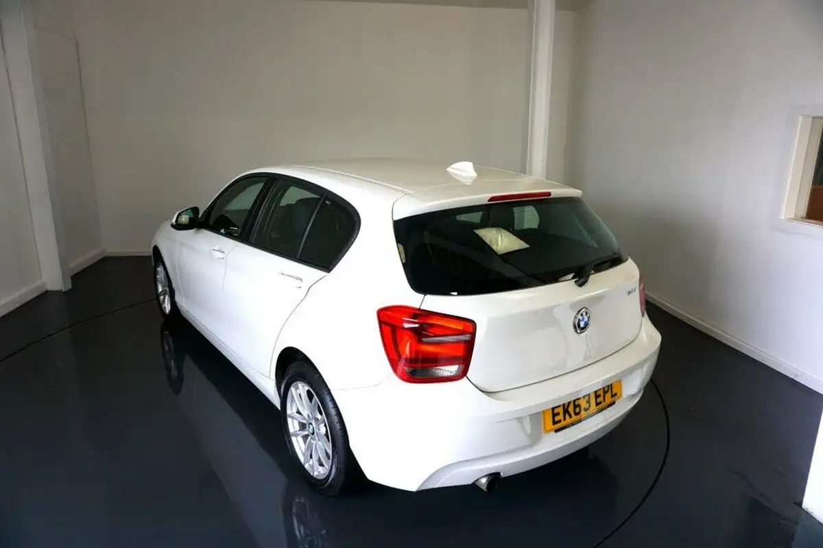 2013-bmw-1-series-16-114i-se-ss-5d-big-5