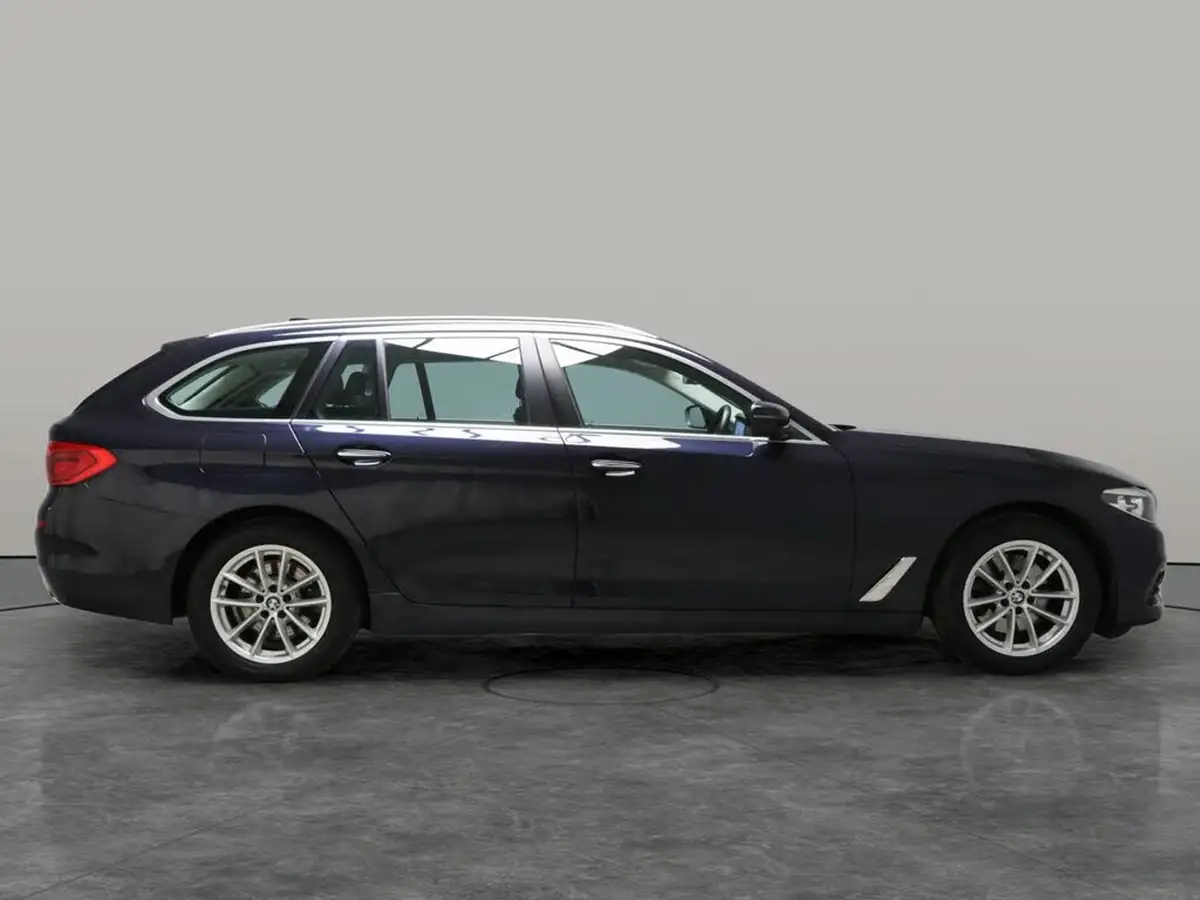 2018-bmw-5-series-20td-520d-se-188bhp-touring-5d-big-9