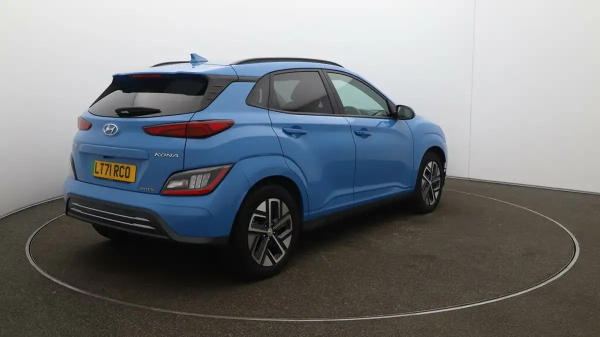 2021-hyundai-kona-e-ultimate-big-48