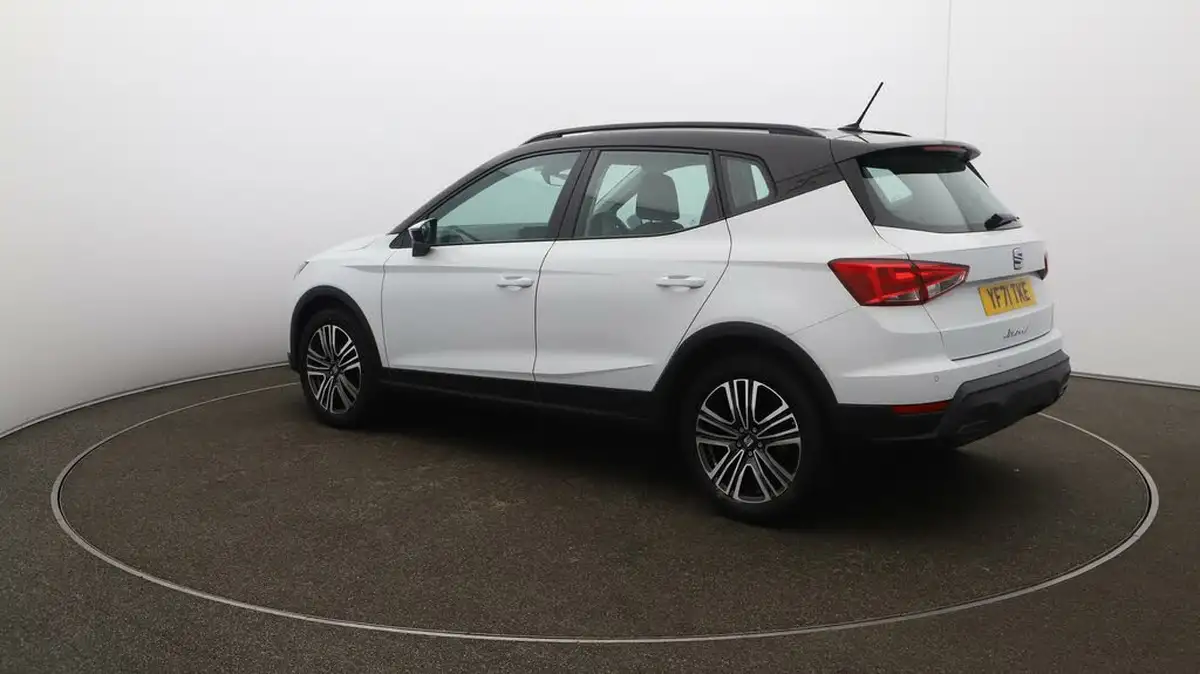 2022-seat-arona-10-tsi-se-technology-big-5
