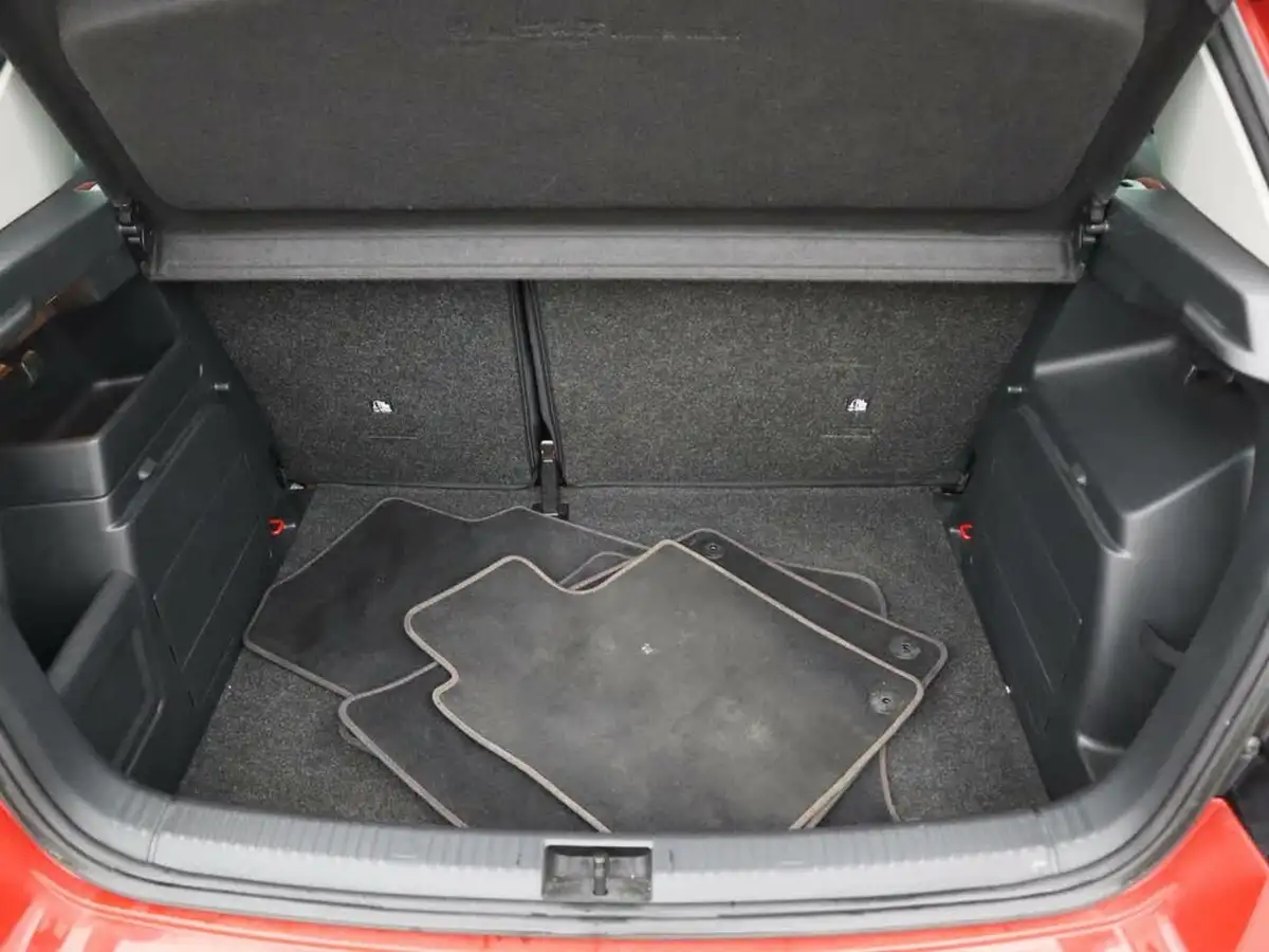 2018-skoda-fabia-10-tsi-monte-carlo-109ps-ss-hatchback-big-8