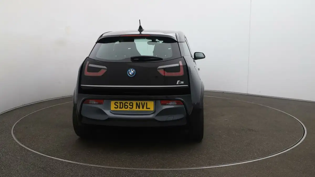 2019-bmw-i3-big-6