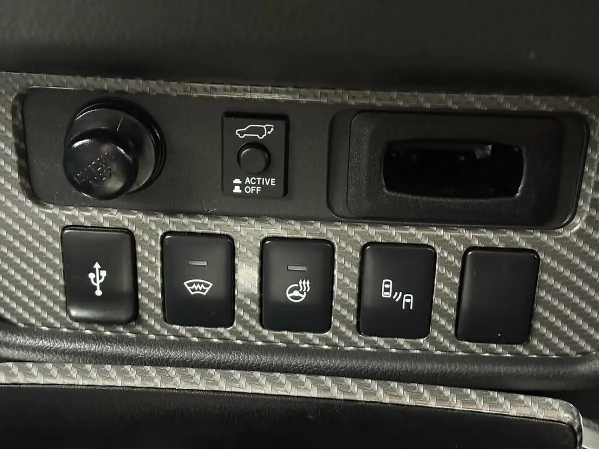 2018-mitsubishi-outlander-24-4h-phev-big-30