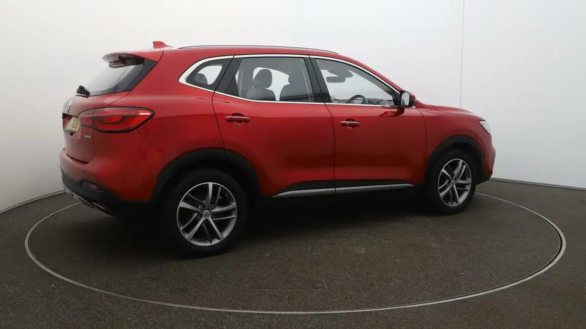 2022-mg-hs-15t-gdi-excite-162ps-big-44