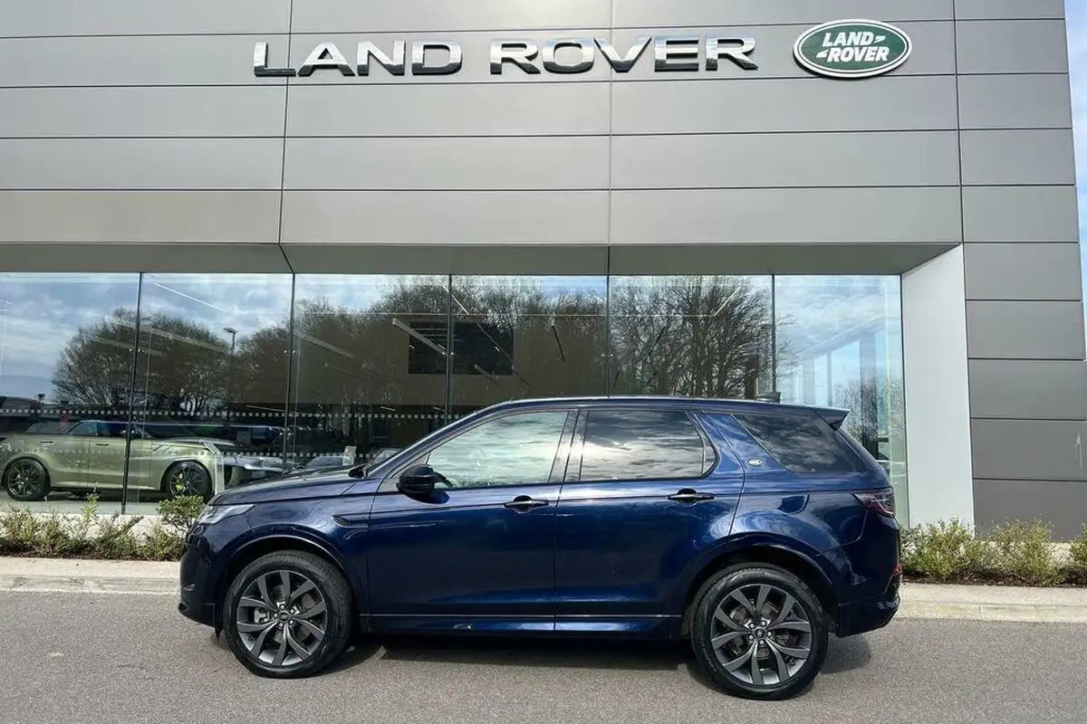 2022-land-rover-discovery-sport-20-d200-r-dynamic-se-big-6