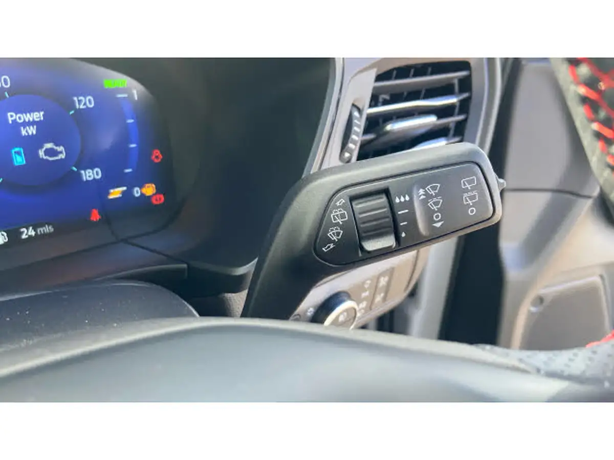 2024-ford-kuga-25t-graphite-tech-edition-225ps-phev-big-40