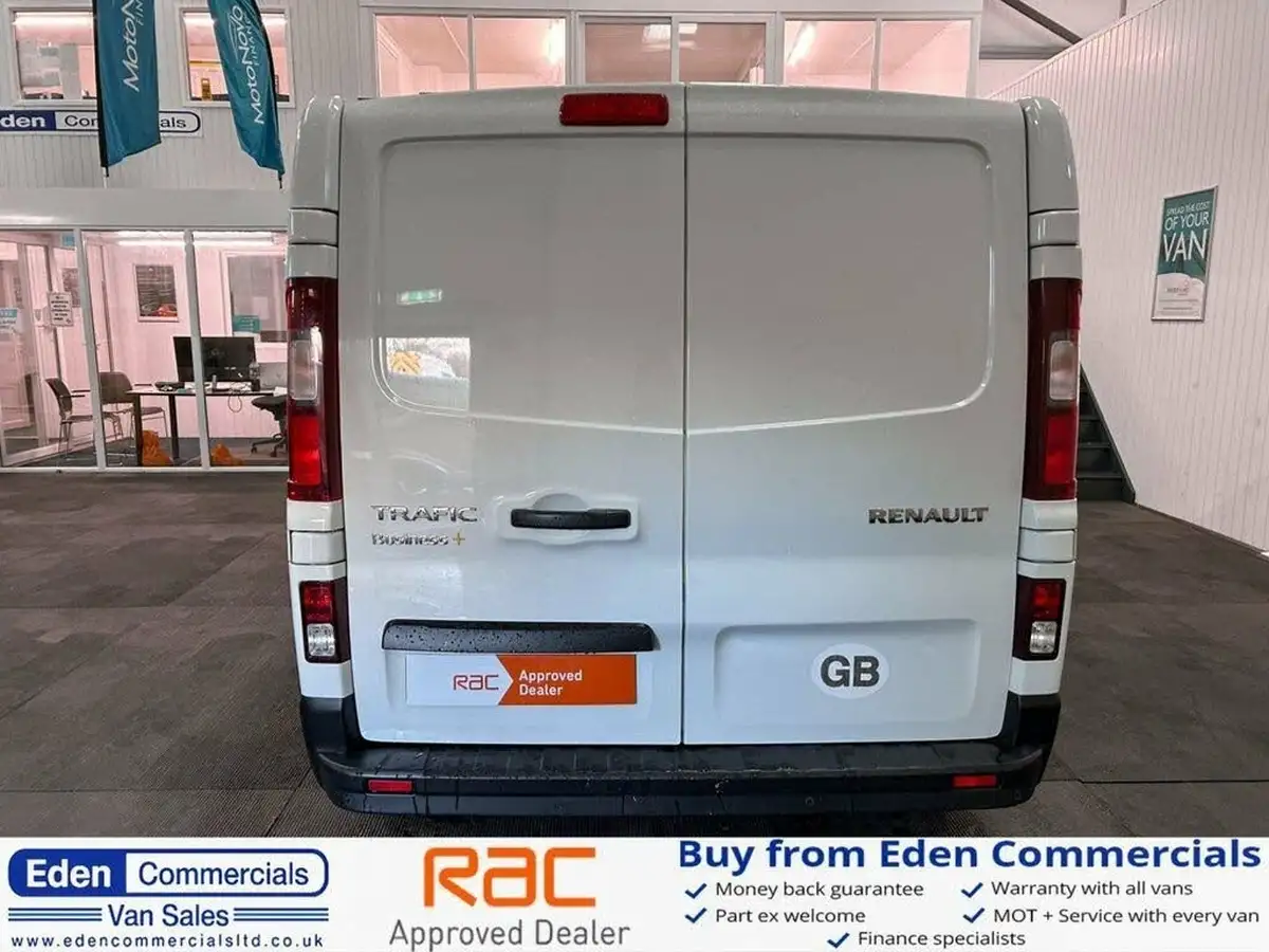 2021-renault-trafic-20dci-ll30-energy-120-business-panel-big-3