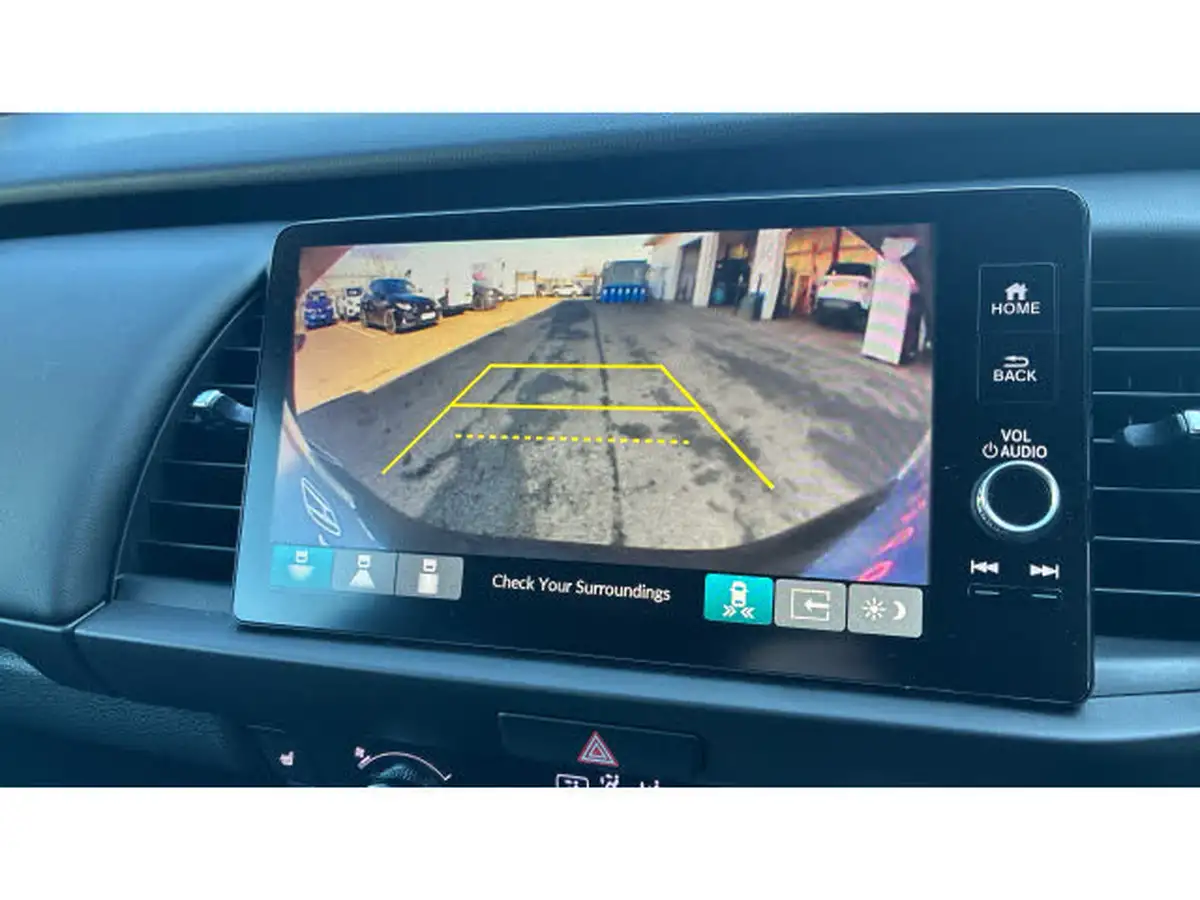 2023-honda-jazz-15-i-mmd-advance-big-22