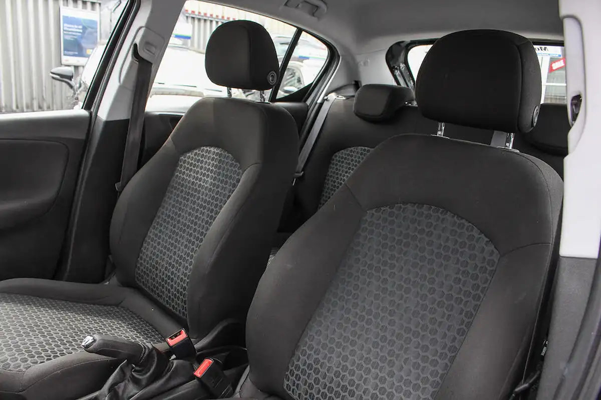 2015-vauxhall-corsa-14-excite-ac-90ps-ecoflex-5d-1398cc-big-18
