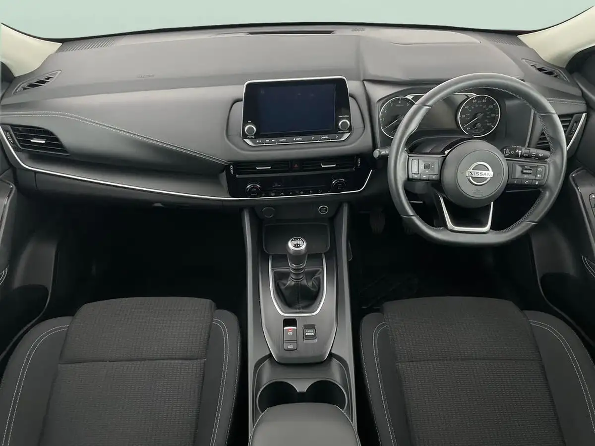 2022-nissan-qashqai-13-dig-t-acenta-premium-140ps-big-2
