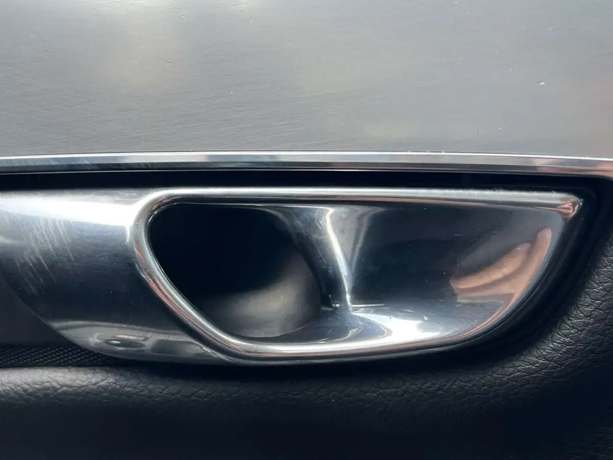 2016-volvo-xc90-20td-d5-momentum-big-55