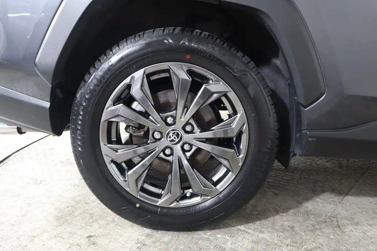 2022-toyota-rav4-25-vvt-i-design-215bhp-big-29