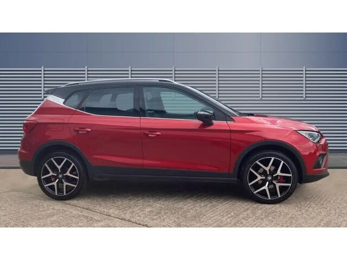 2021-seat-arona-10-tsi-fr-red-edition-big-4