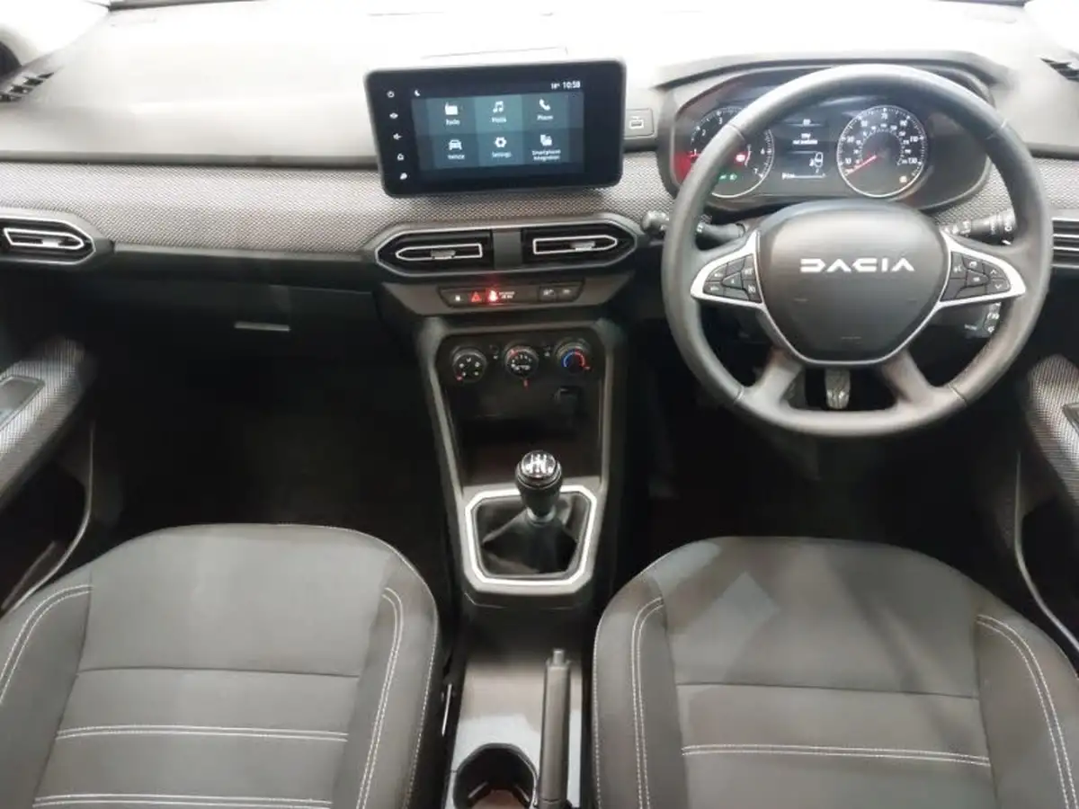 2023-dacia-sandero-10-tce-expression-90bhp-big-2