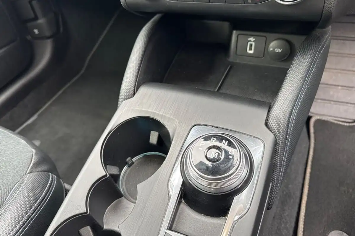 2019-ford-focus-15-active-x-hatchback-auto-big-16