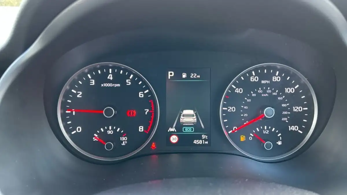 2024-kia-stonic-10-t-gdi-gt-line-s-98bhp-dct-big-6