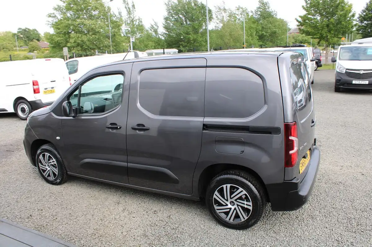 2018-citroen-berlingo-16bluehdi-650-enterprise-big-7
