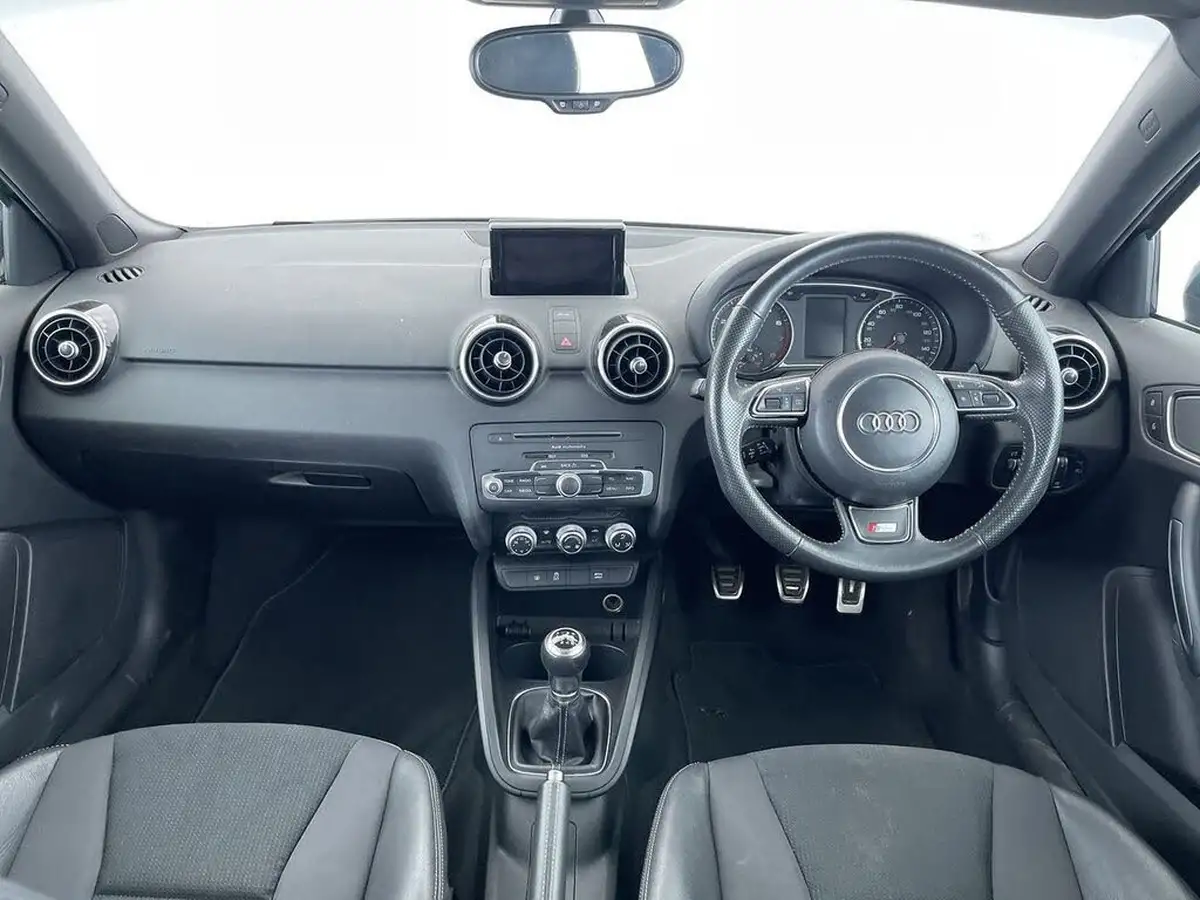2018-audi-a1-14-tfsi-s-line-nav-125ps-sportback-5d-big-7