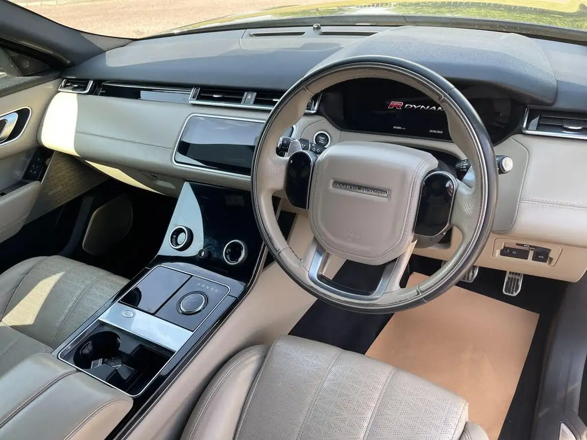 2019-land-rover-range-rover-velar-20-d180-r-dynamic-hse-big-27