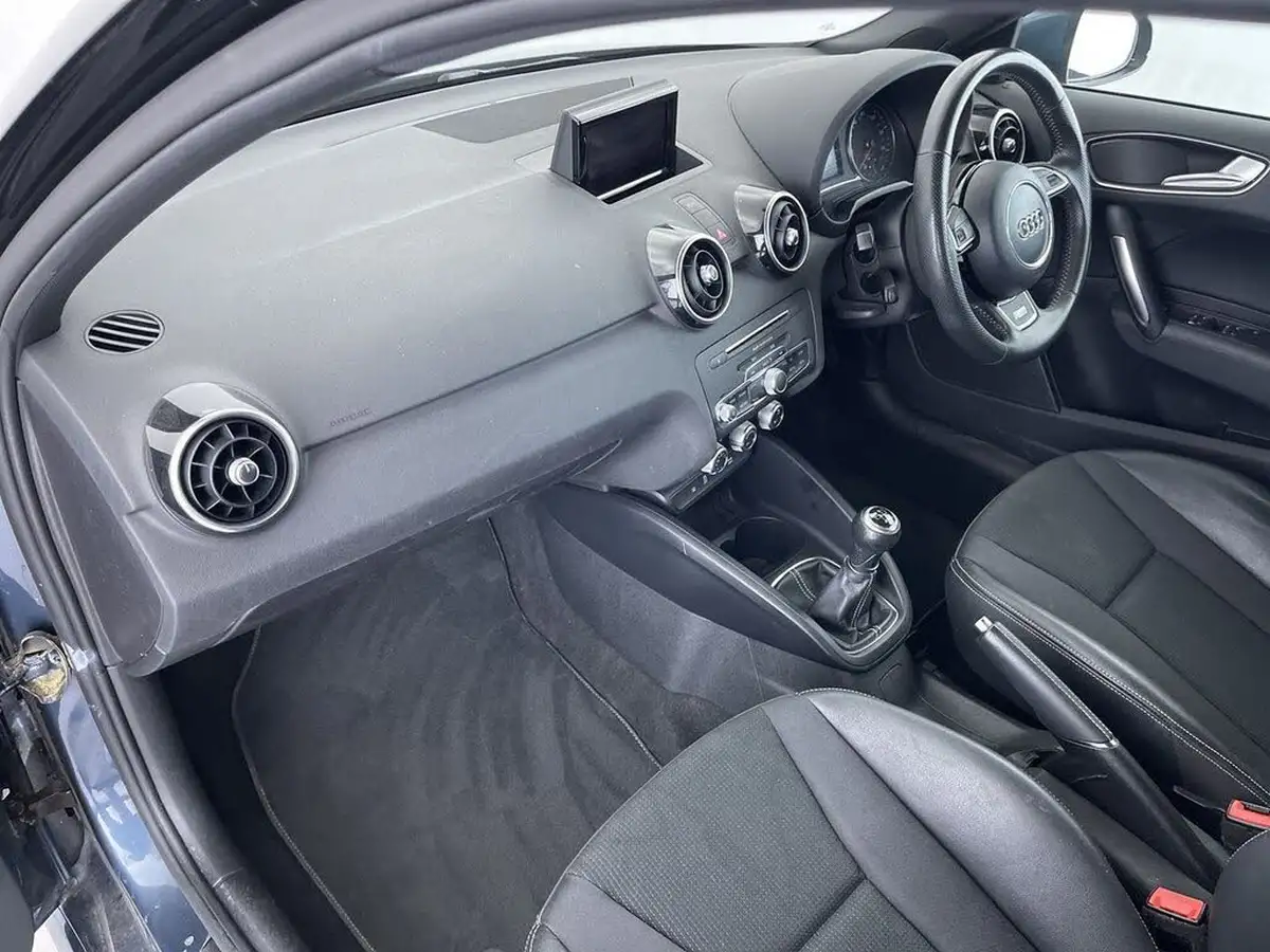 2018-audi-a1-14-tfsi-s-line-nav-125ps-sportback-5d-big-31