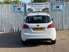 2014-kia-venga-14-1-air-small-42