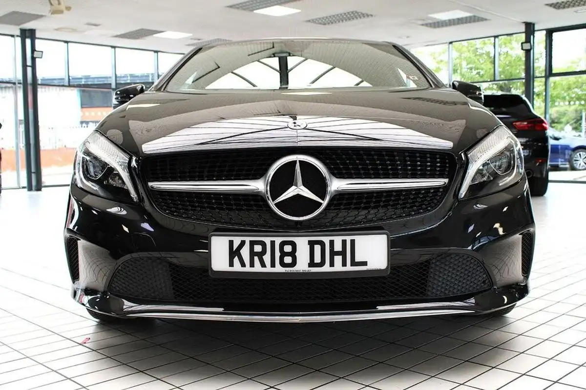 2018-mercedes-benz-a-class-16-a180-sport-edition-ss-7g-dct-big-5