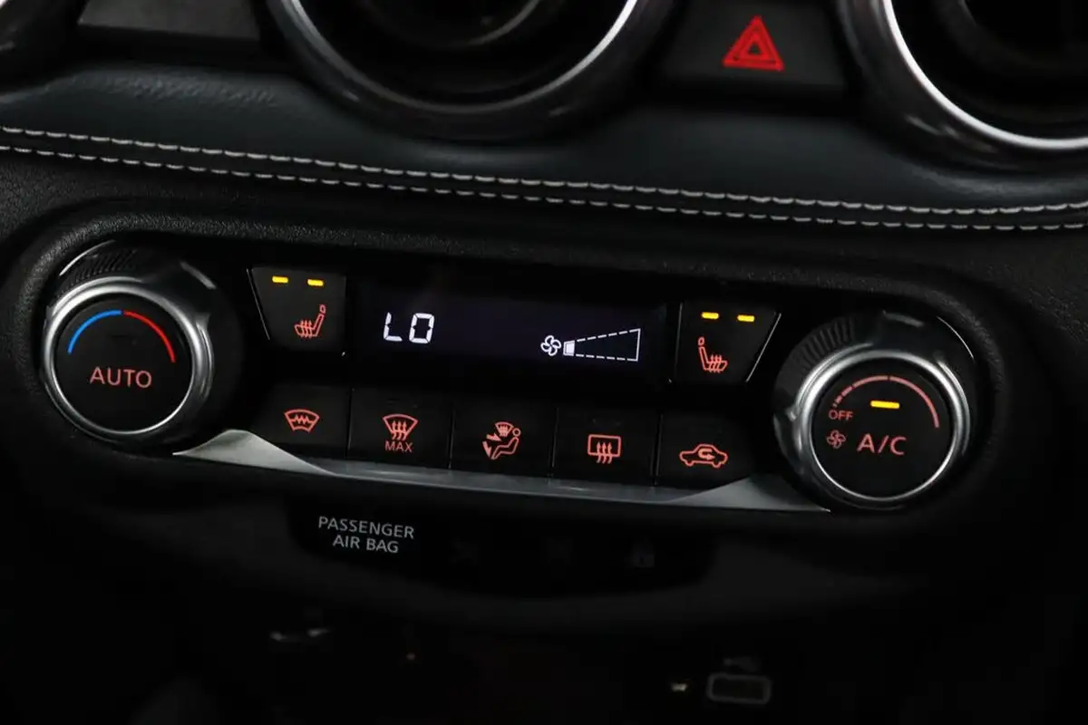 2021-nissan-juke-10-dig-t-tekna-117ps-dct-big-24