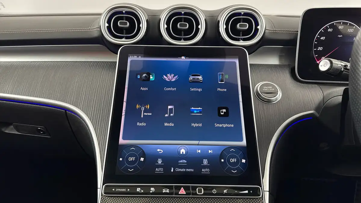 2022-mercedes-benz-c-class-big-11