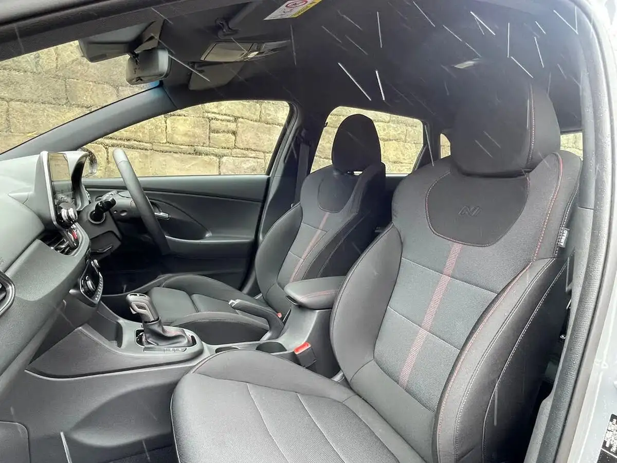 2023-hyundai-i30-15-t-gdi-n-line-hatchback-dct-big-23