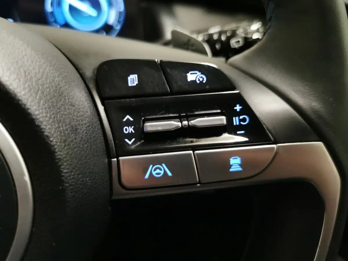 2022-hyundai-tucson-16-t-gdi-premium-230ps-hybrid-auto-big-26