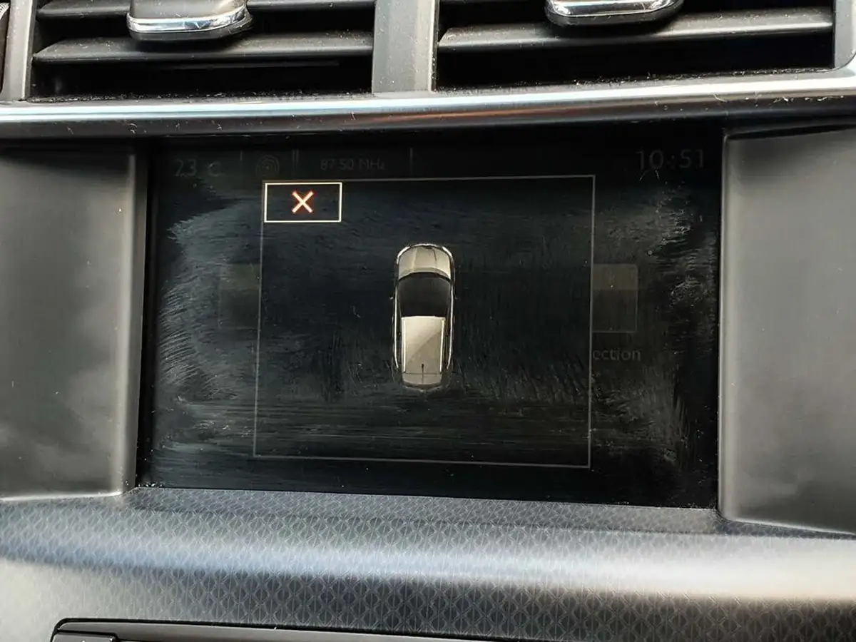 2015-citroen-ds4-16e-hdi-dstyle-nav-etg6-big-27