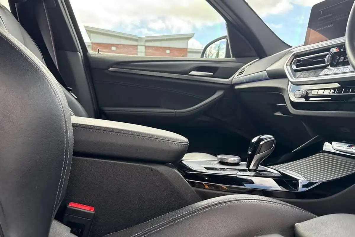 2022-bmw-x3-30-m40i-big-40