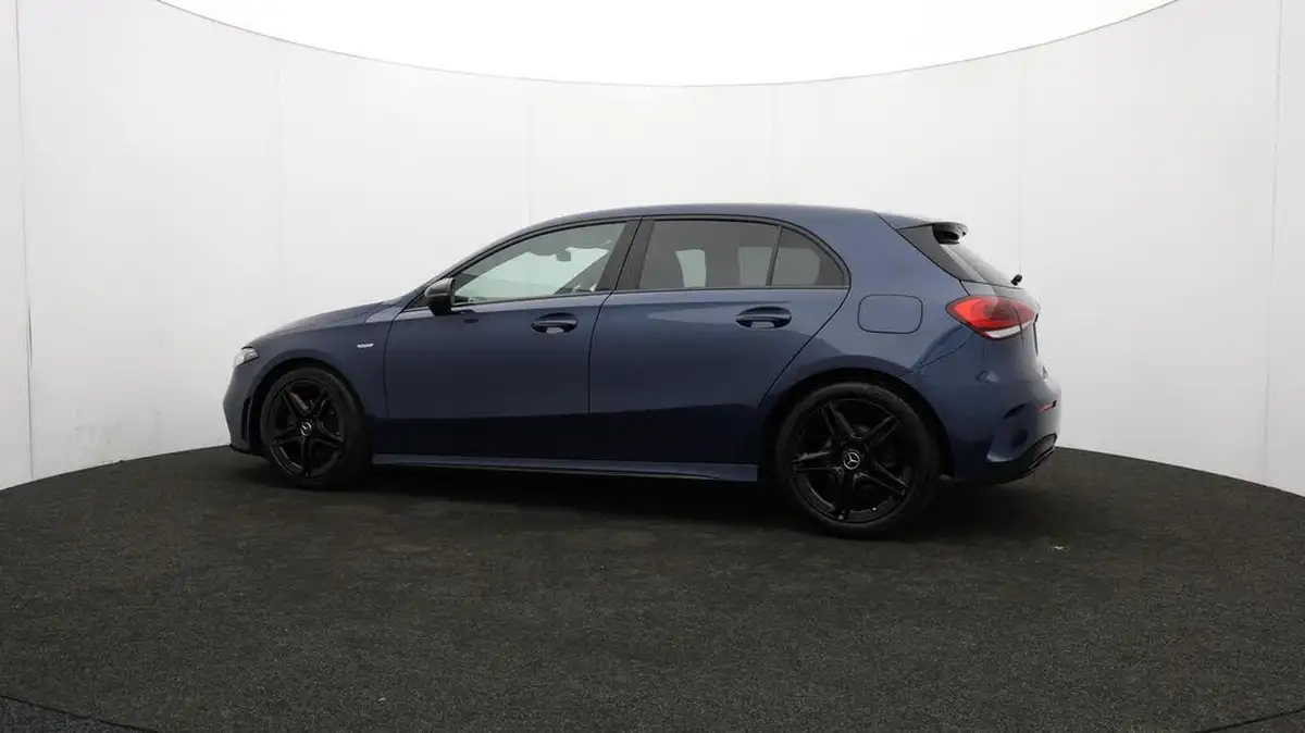 2022-mercedes-benz-a-class-13-a180-amg-line-executive-edition-hatchback-5d-7g-dct-big-75