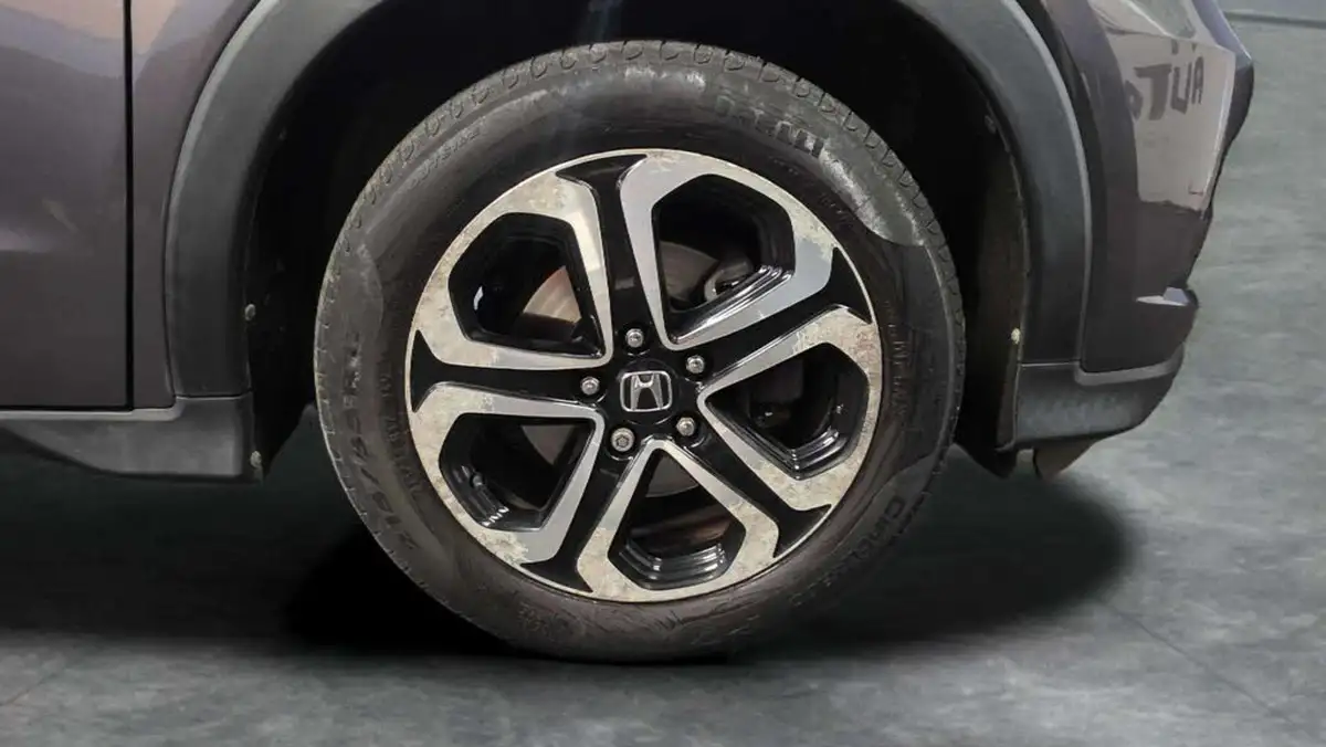 2016-honda-hr-v-15-i-vtec-se-navi-big-9