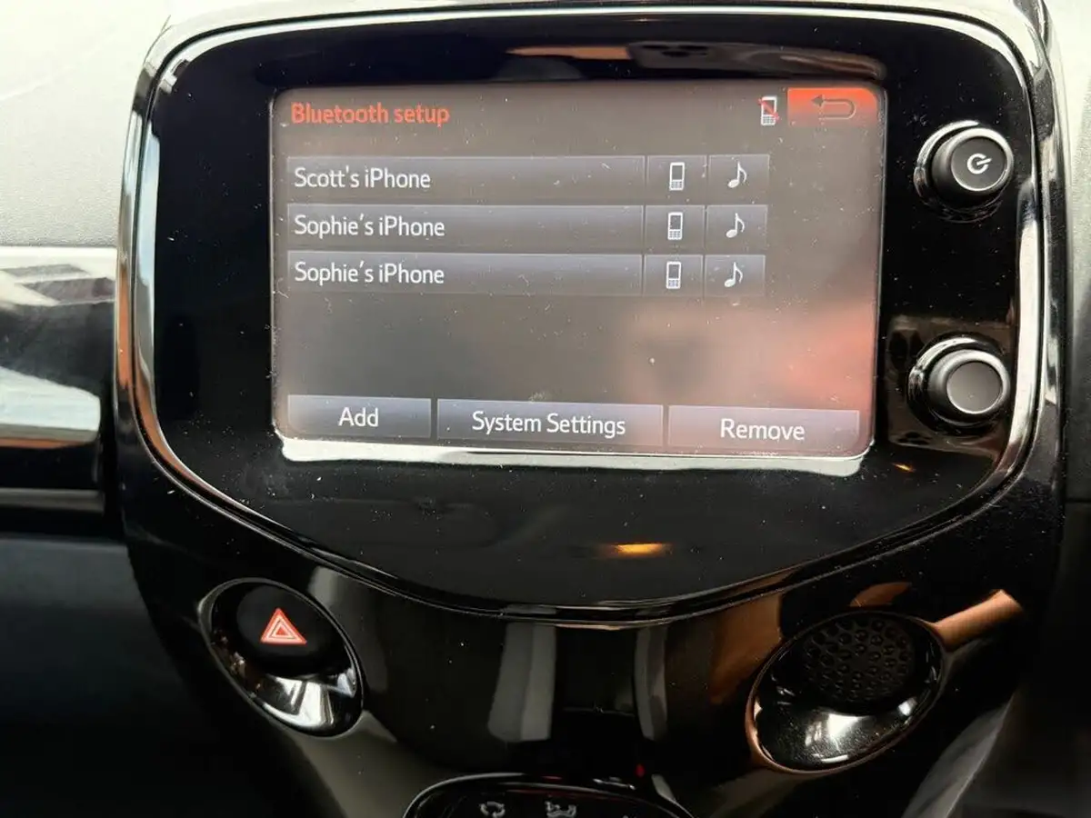 2014-toyota-aygo-10-vvt-i-x-clusiv-5d-big-33